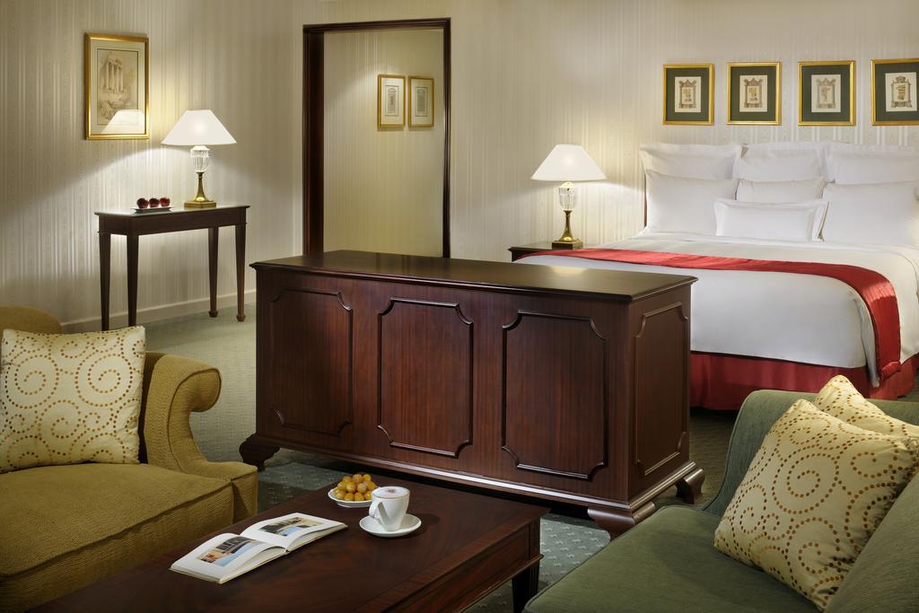 The Bristol Hotel Dubai Room photo